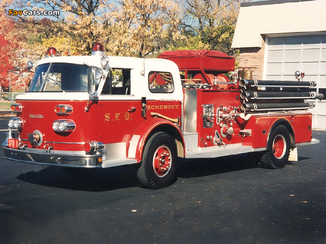 American Lafrance 900 series