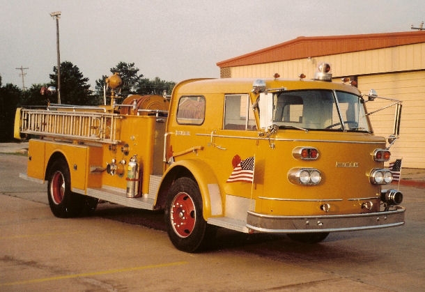 American Lafrance 900 series