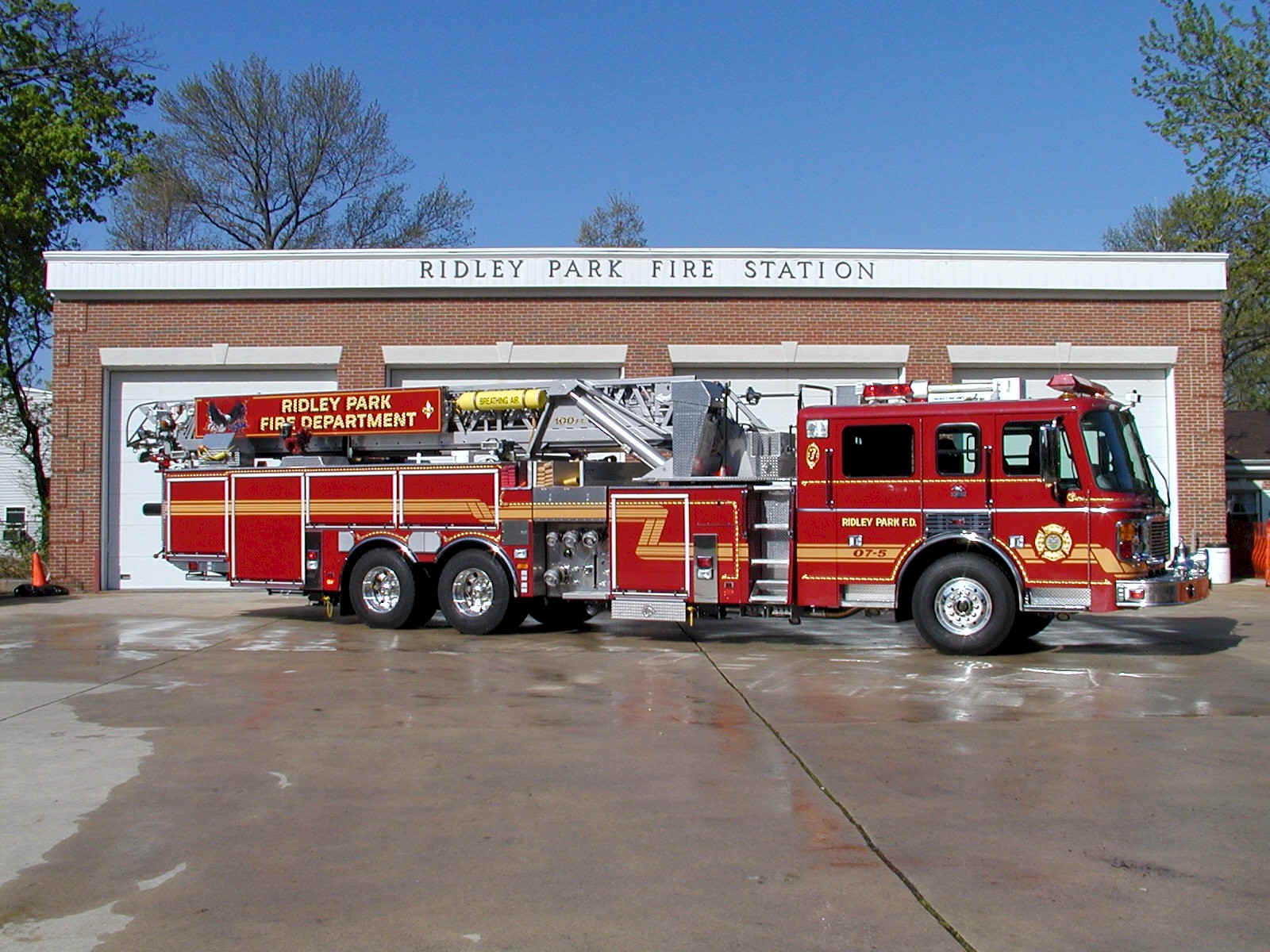 American Lafrance Ladder truck