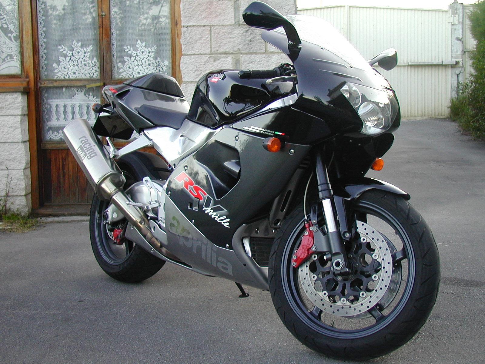 Aprilia 1000 Aprilia 1000