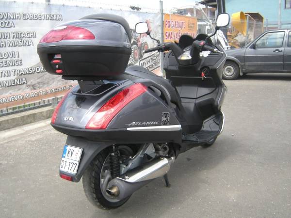 Aprilia Atlantic 400