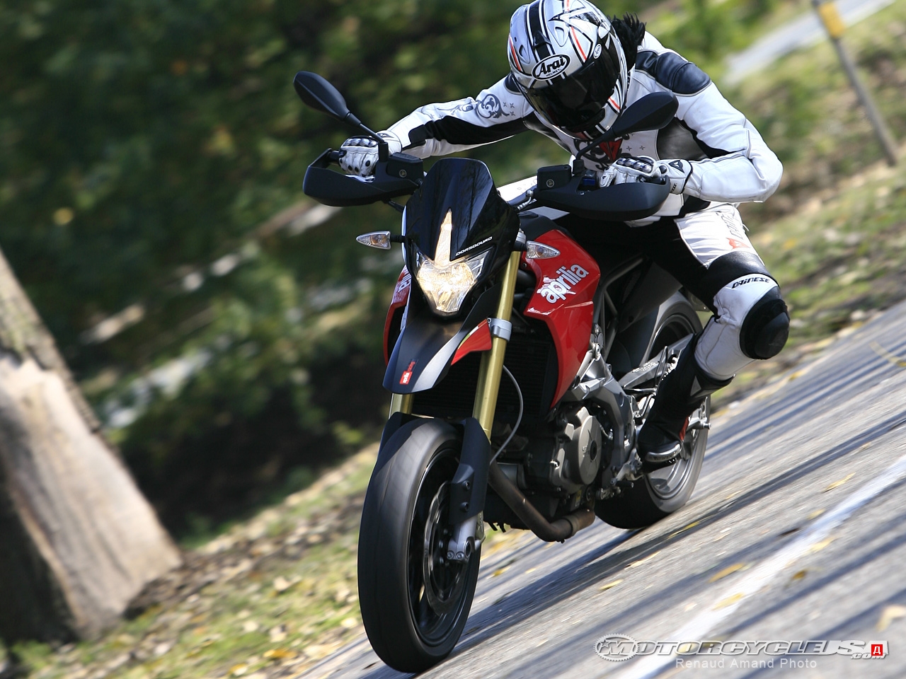 Aprilia Dorsoduro 750 ABS
