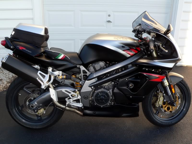 Aprilia Falco 1000
