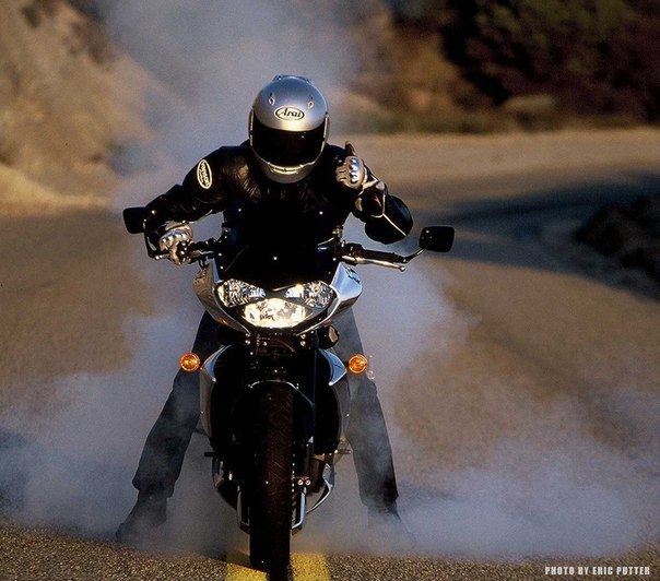 Aprilia SL 1000 Falco