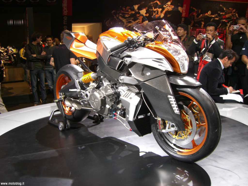 Aprilia FV2