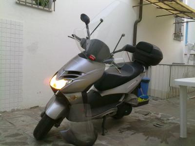 Aprilia Leonardo 300