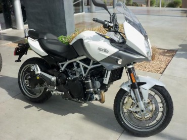 Aprilia Mana