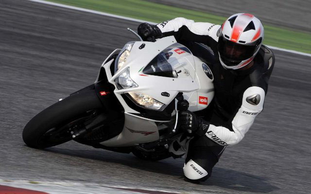 Aprilia Mana 850