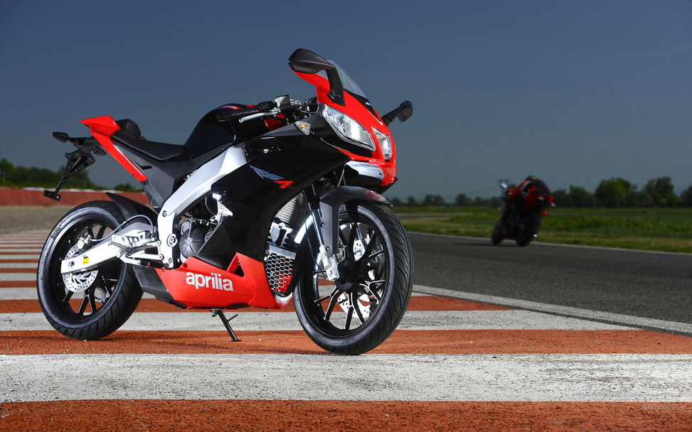 Aprilia RS 125 R Aprilia RS 125 R