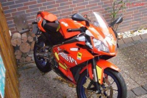 Aprilia RS 125 Tuono