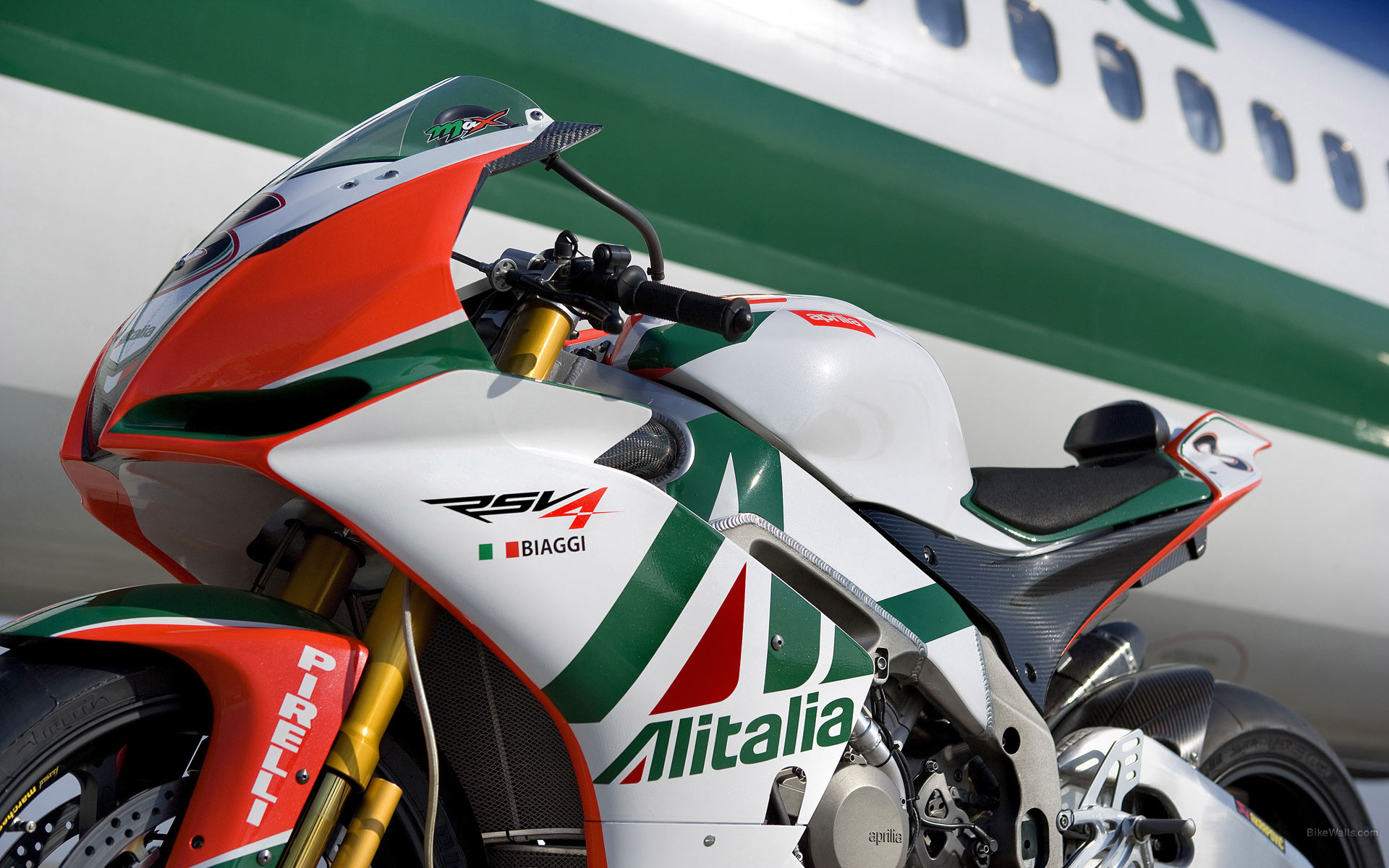 Aprilia RSV 1000 R