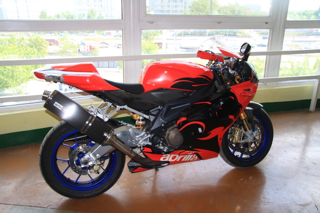 Aprilia RSV Nera
