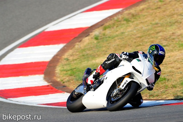Aprilia RSV4 125 Aprilia RSV4 125