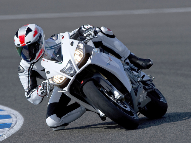 Aprilia RSV4 APRC