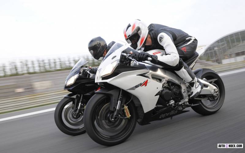 Aprilia RSV4 Custom