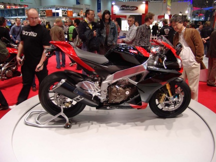 Aprilia RSV4 Factory APRC