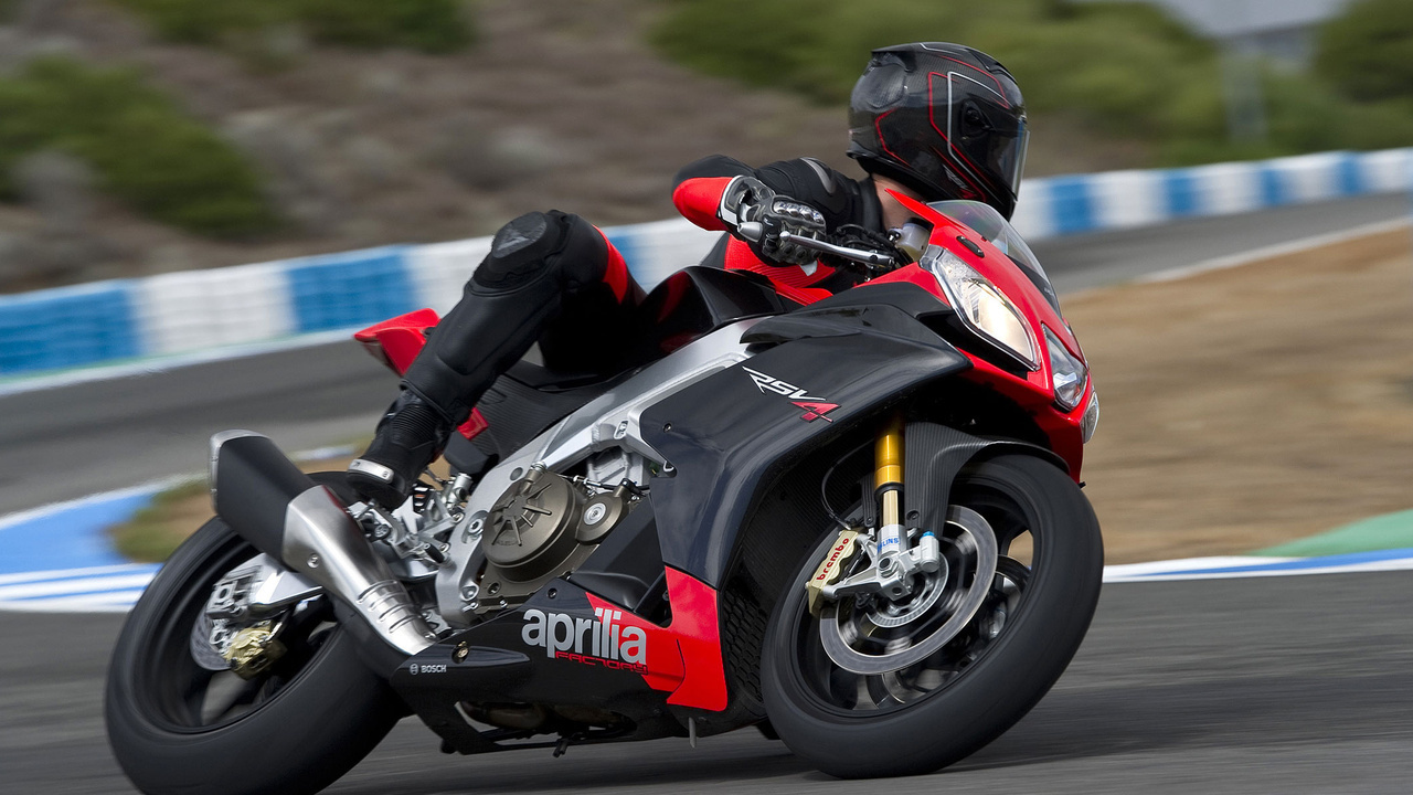Aprilia RSV4 R APRC ABS