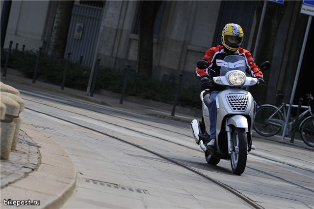 Aprilia Scarabeo 100