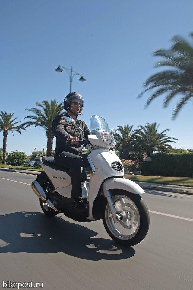 Aprilia Scarabeo 125