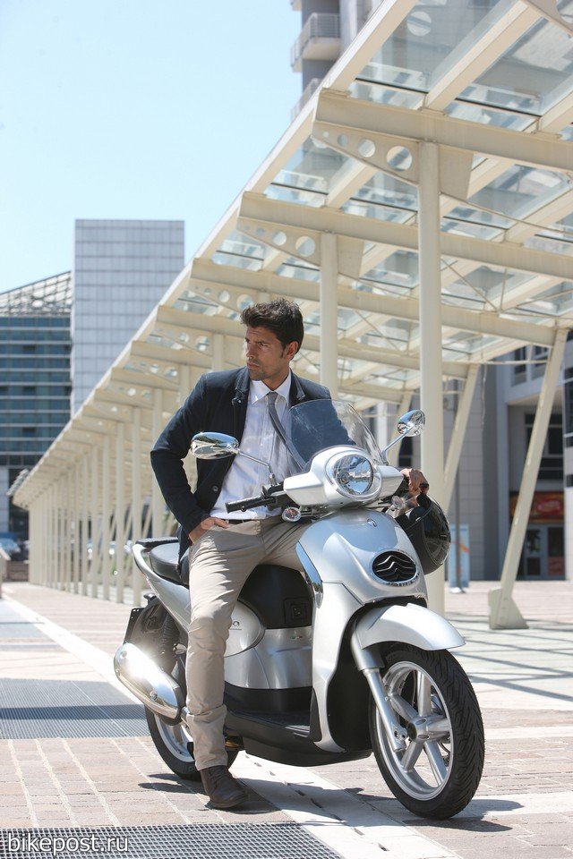 Aprilia Scarabeo 125