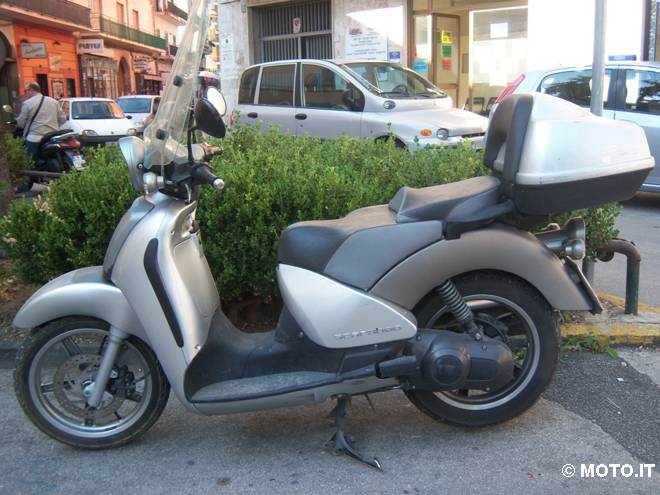 Aprilia Scarabeo 2014
