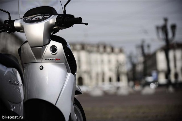 Aprilia Scarabeo 300 Special