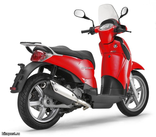 Aprilia Scarabeo 300