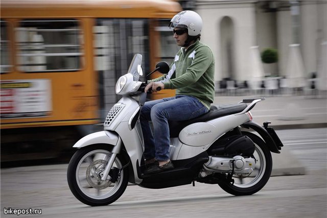 Aprilia Scarabeo 50 4T