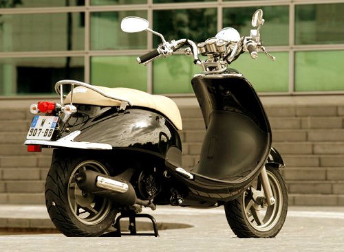 Aprilia Scarabeo Street