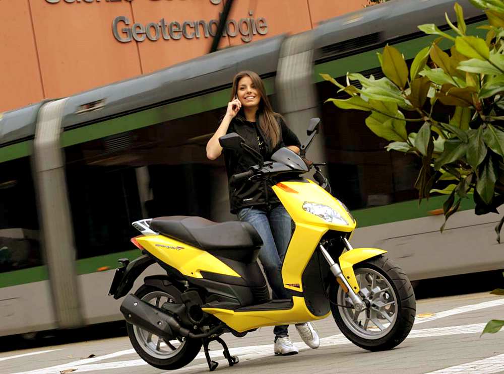 Aprilia Scarabeo Street