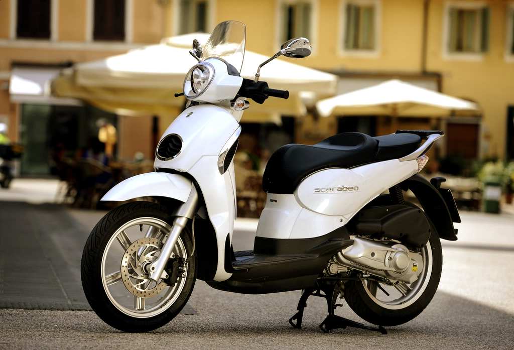 Aprilia Scarabeo Street