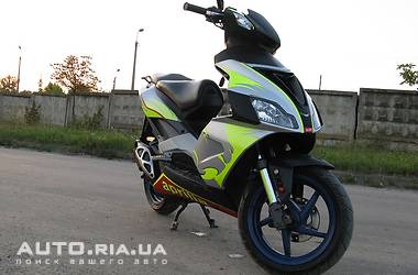 Aprilia SR Aprilia SR