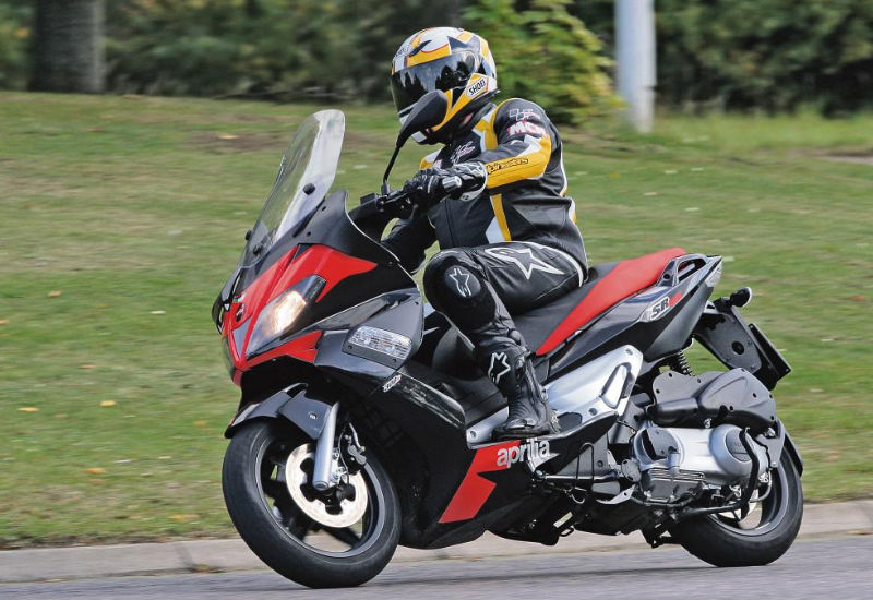 Aprilia SR 300