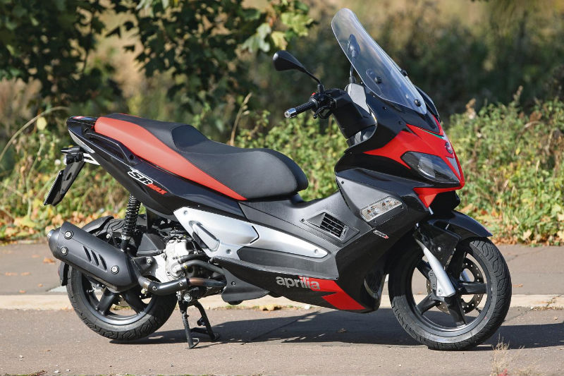 Aprilia SR 300