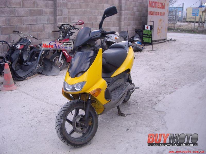 Aprilia SR 50 R Factory