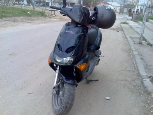 Aprilia SR 50 R Factory