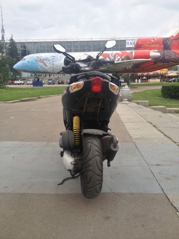 Aprilia SR 50 R Replica SBK