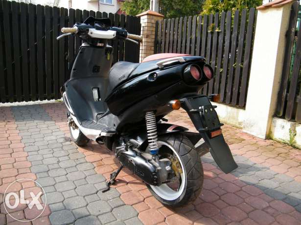 Aprilia SR