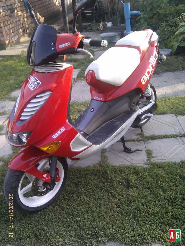 Aprilia SR 850