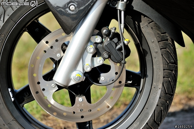 Aprilia SR Motard