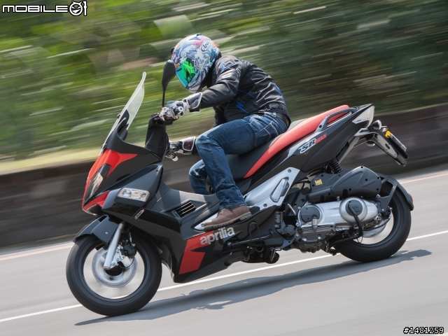 Aprilia SR Replica