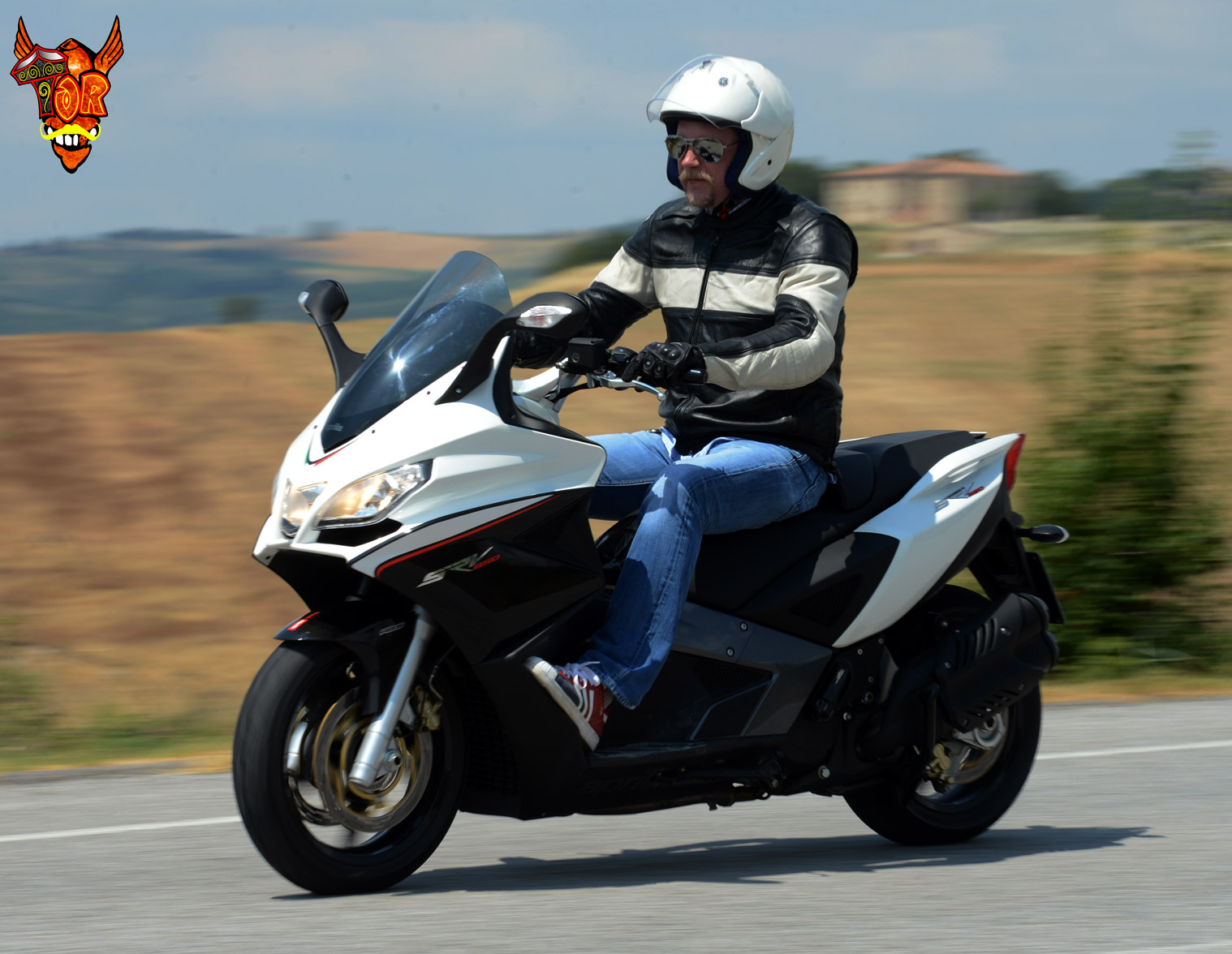 Aprilia SRV 850