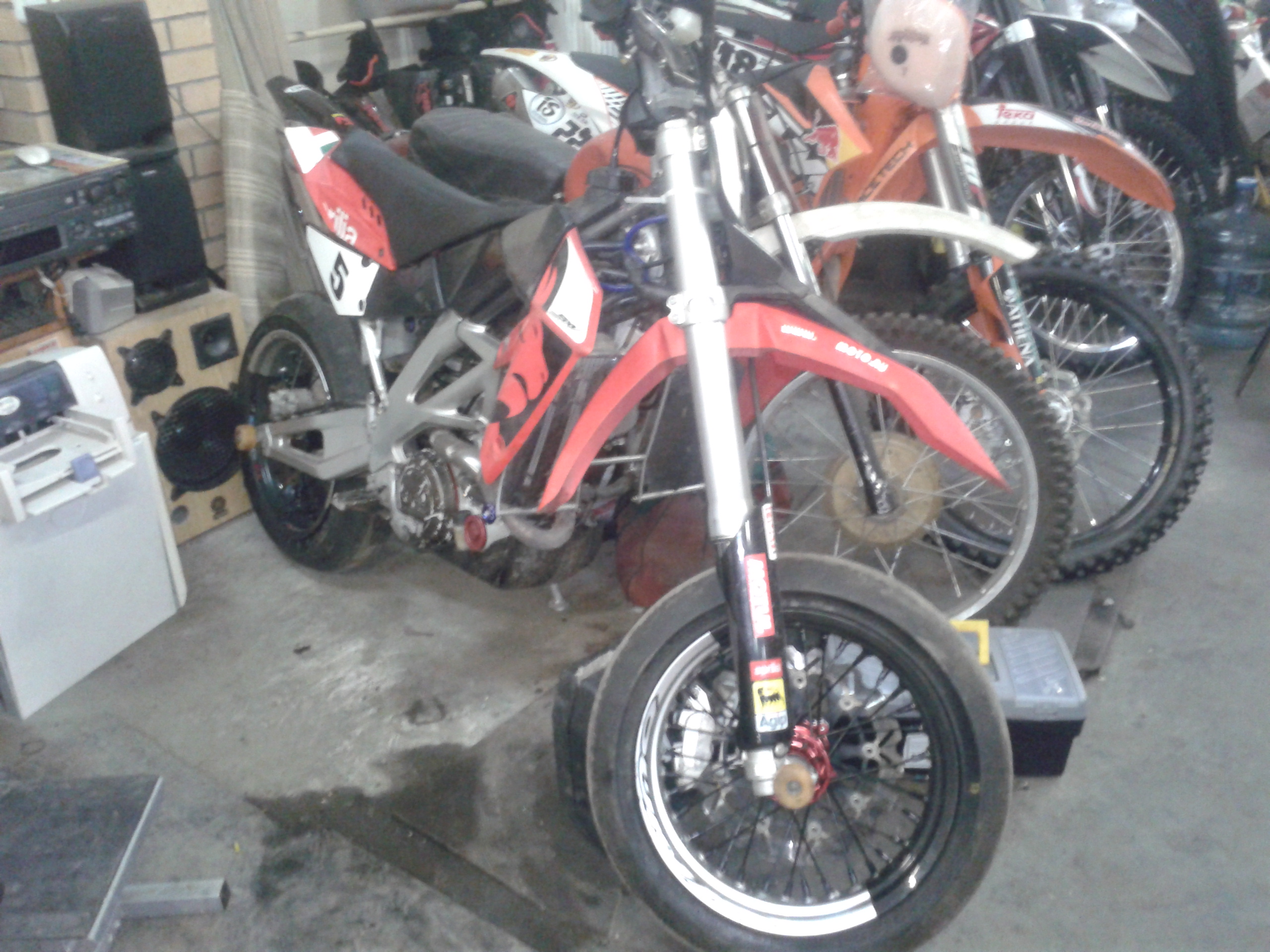 Aprilia SXV 550