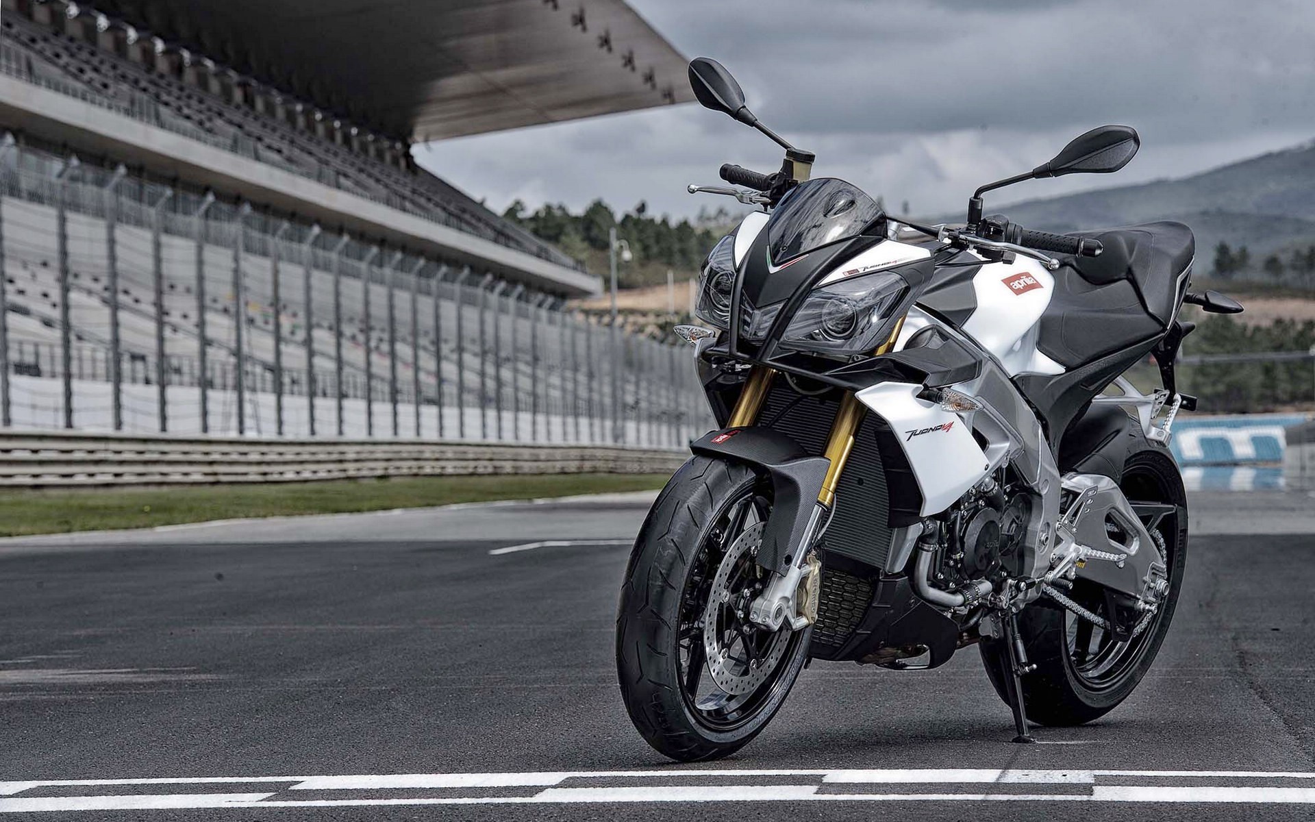 Aprilia Tuono 50