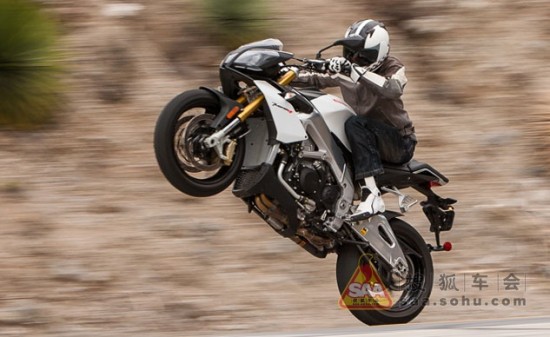 Aprilia Tuono R