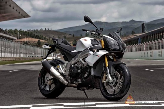 Aprilia Tuono R