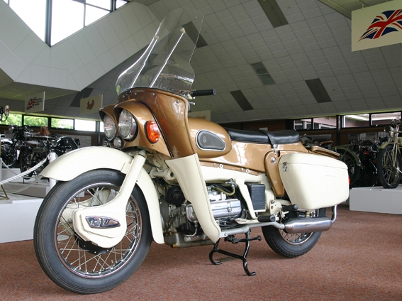 Ariel Leader 1958