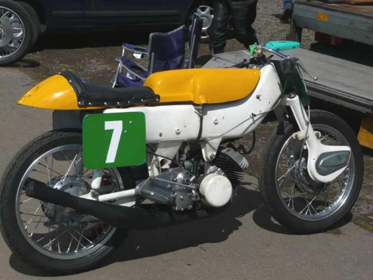 Ariel Leader 1958
