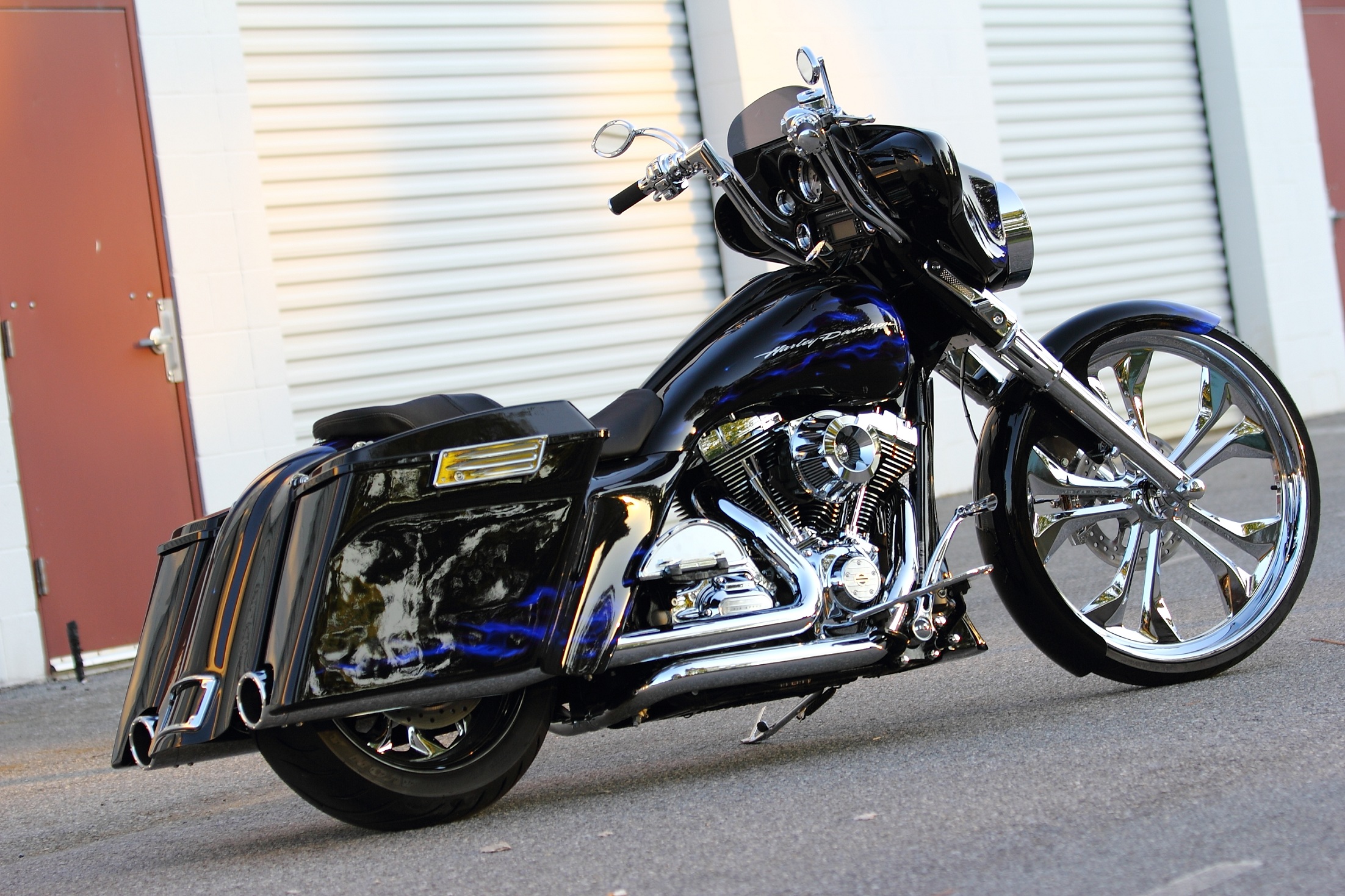 Arlen Ness Harley-Davidson Arlen Ness Harley-Davidson