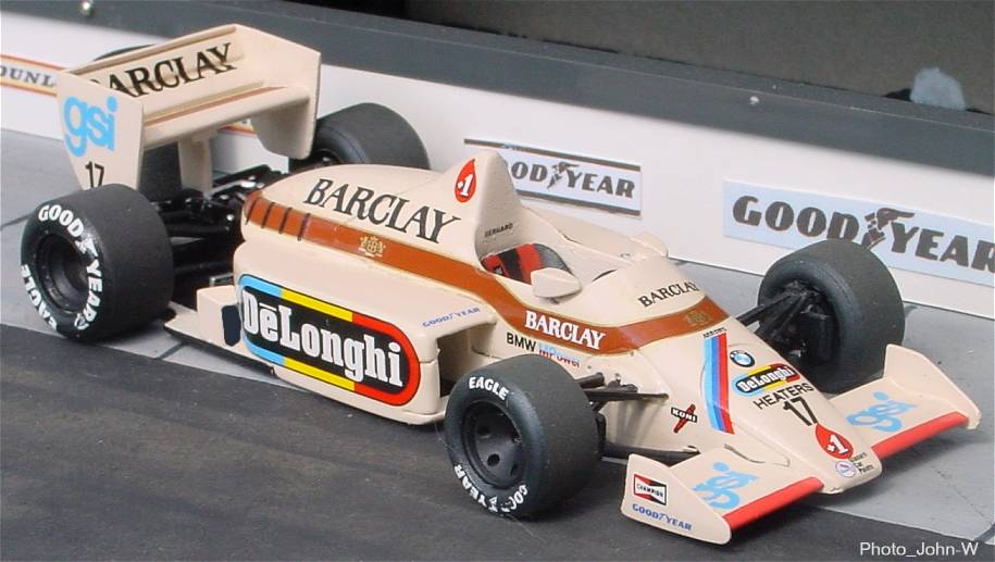 Arrows A8